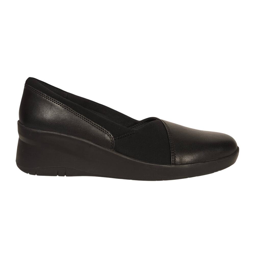 Women's Clarks Suttyn Walk Slip-On Shoes Black Leather W8.5